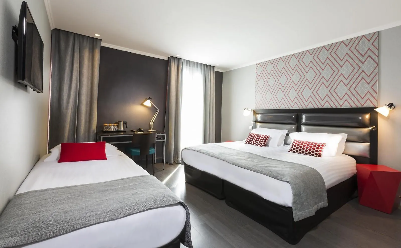 ***  Hotel Garance Париж Франция